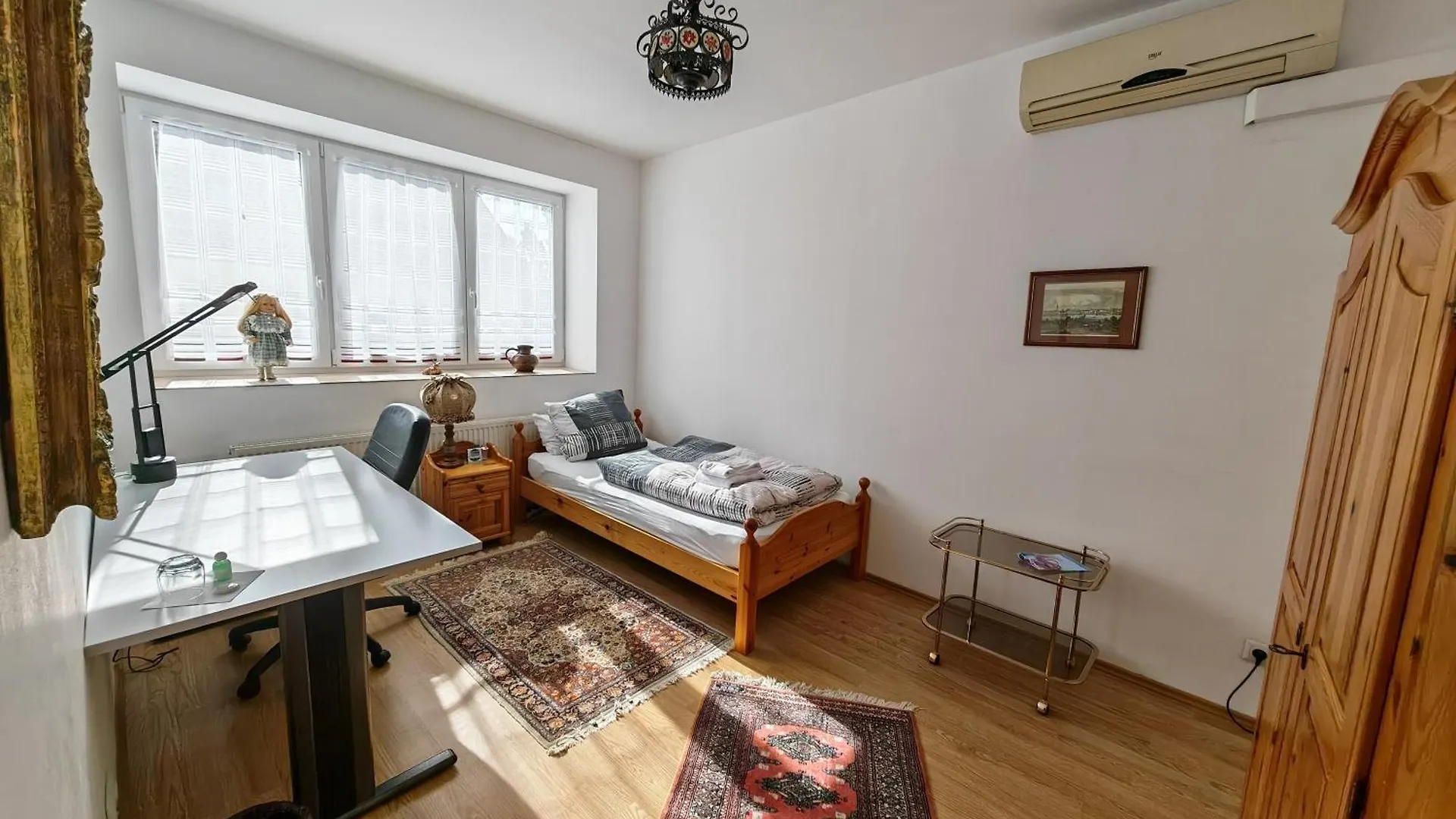 Apartment O3 - Gehobene 6-Zimmer Wohnung 175Qm Fuer 1-7 Personen 2X Dz 3X Ez Grafenwohr