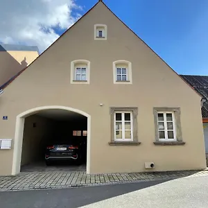 In Zentraler Lage Mit Privatparkplatz Grafenwohr